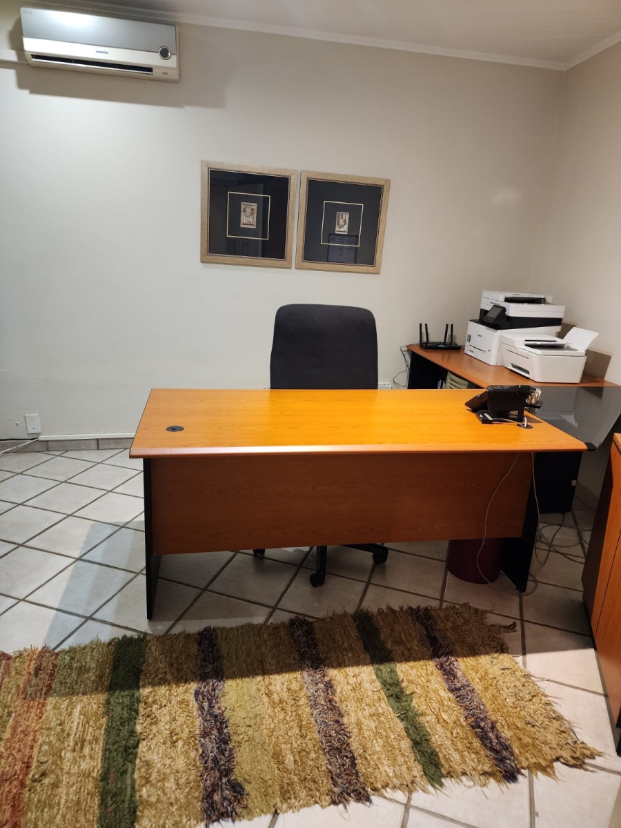 4 Bedroom Property for Sale in Ifafi North West